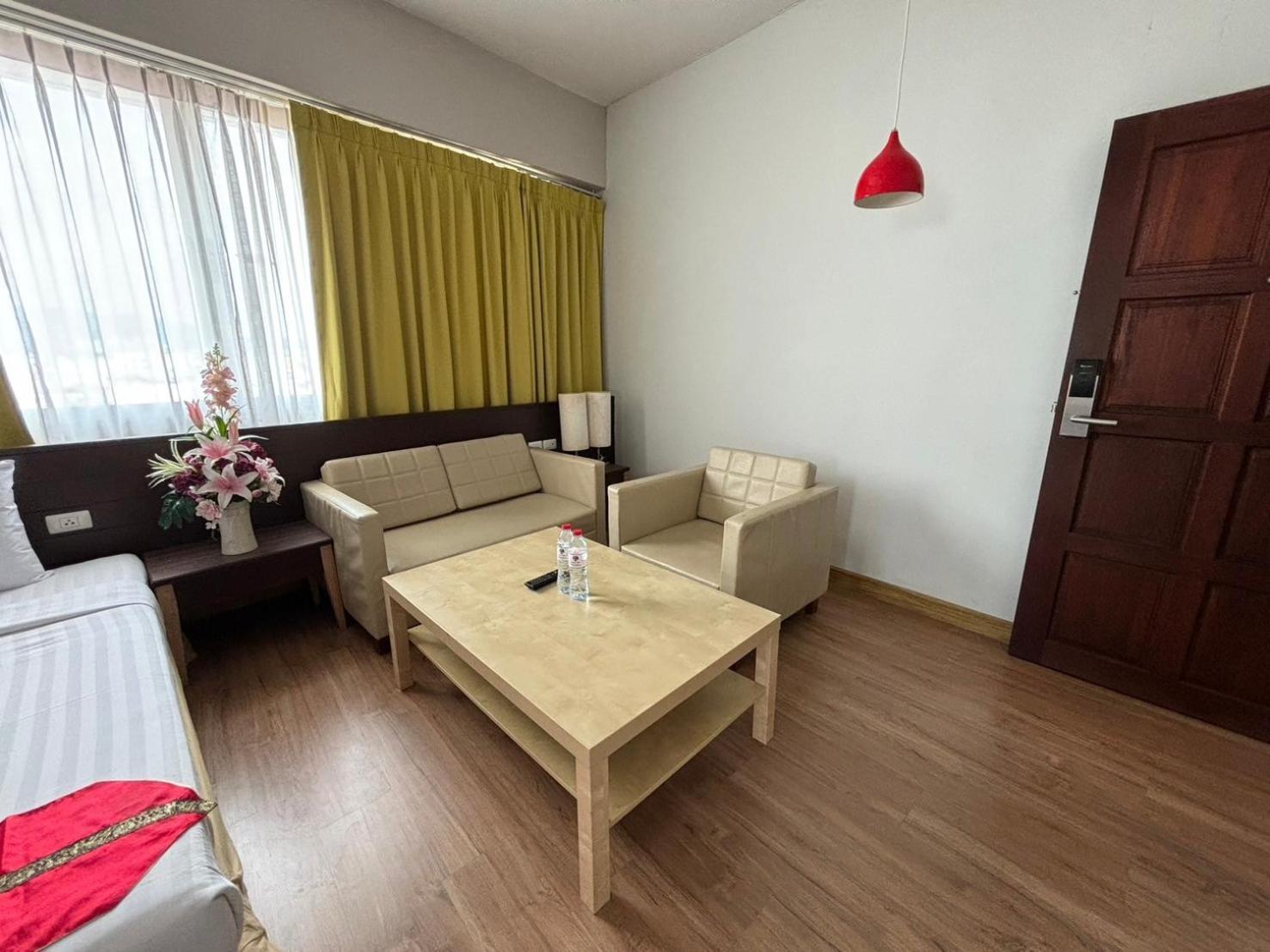 Aloha Hatyai Hotel Хат'яй Екстер'єр фото