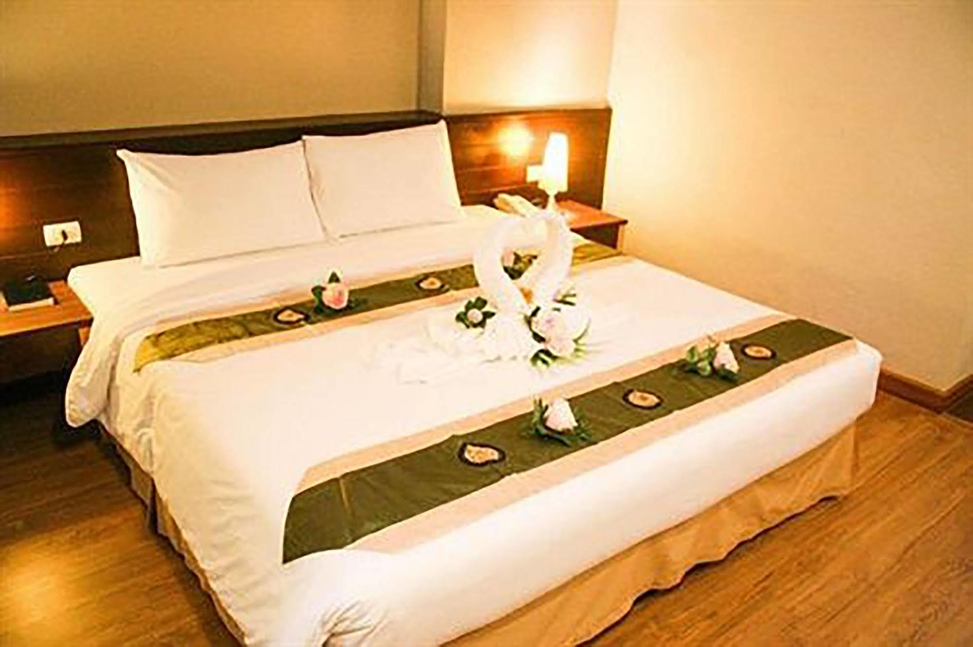 Aloha Hatyai Hotel Хат'яй Екстер'єр фото